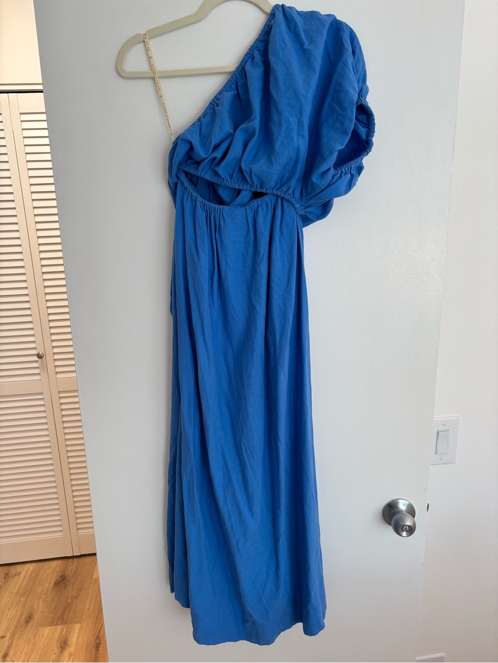 FARM Rio One-Shoulder Maxi Dress - Picture 5 of 7